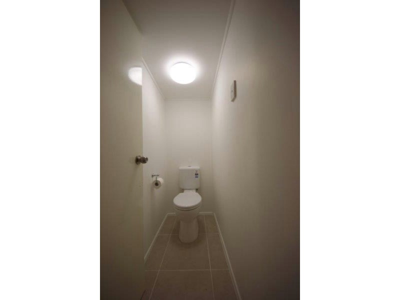 27 Storey Road, Kallangur QLD 4503