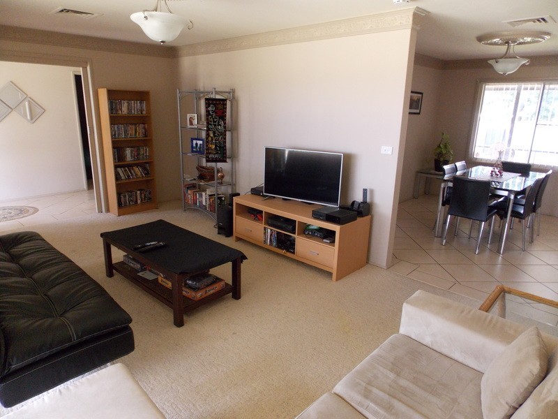 51 Margaret Crescent, Dubbo NSW 2830