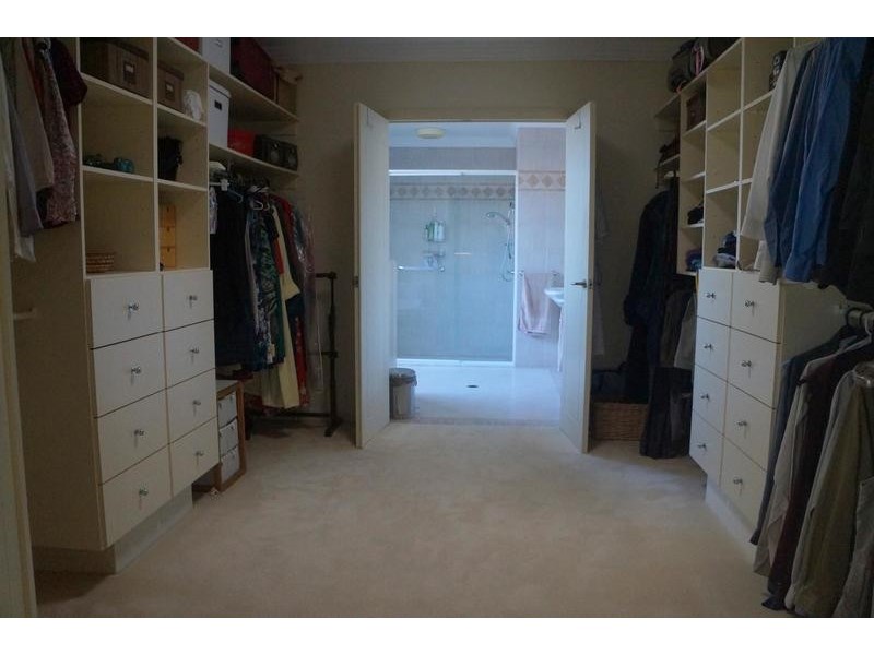 40 Tosti, Sorrento QLD 4217