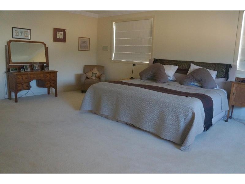 40 Tosti, Sorrento QLD 4217