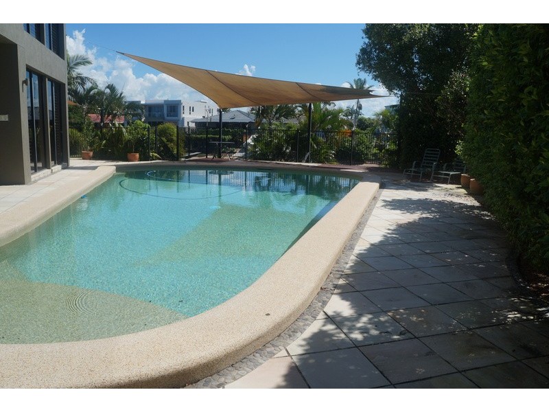40 Tosti, Sorrento QLD 4217