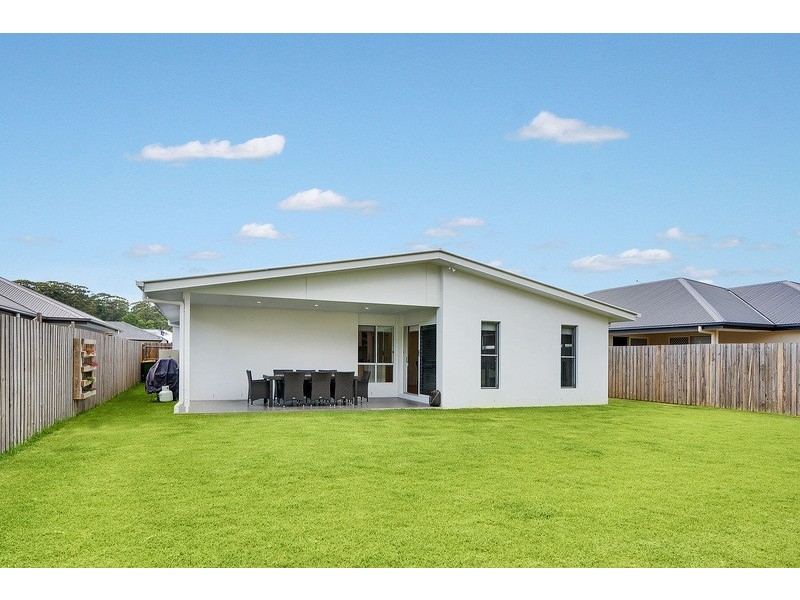 38 Spoonbill Drive, Forest Glen QLD 4556