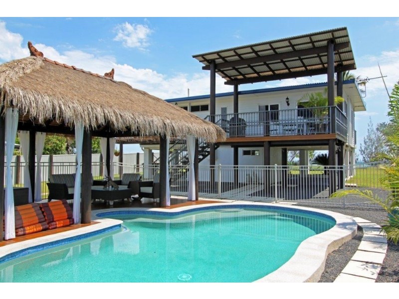 22 Reef Street, Saunders Beach QLD 4818