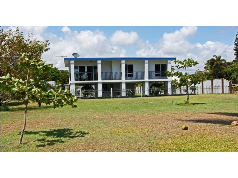 22 Reef Street, Saunders Beach QLD 4818