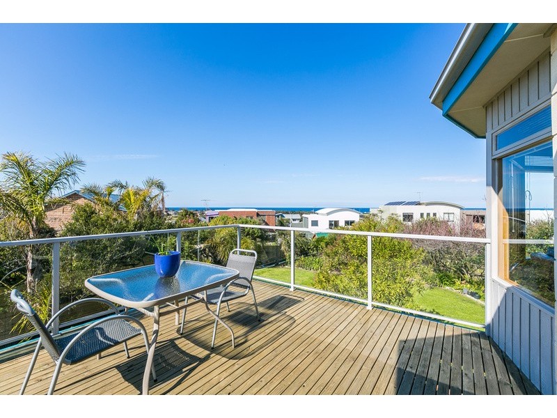 36 Ocean View Crescent, Torquay VIC 3228