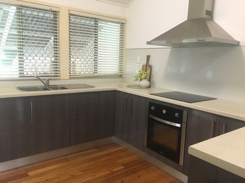 55 Albany Road, Hyde Park QLD 4812