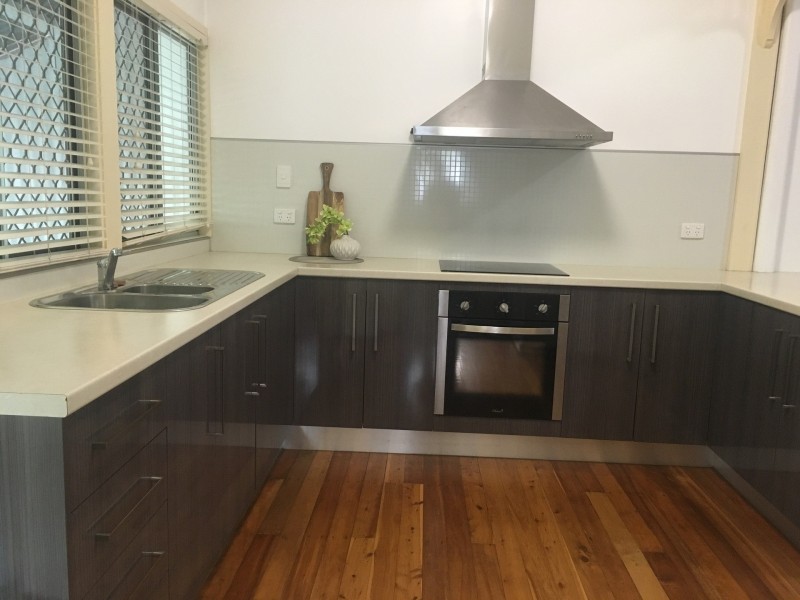 55 Albany Road, Hyde Park QLD 4812