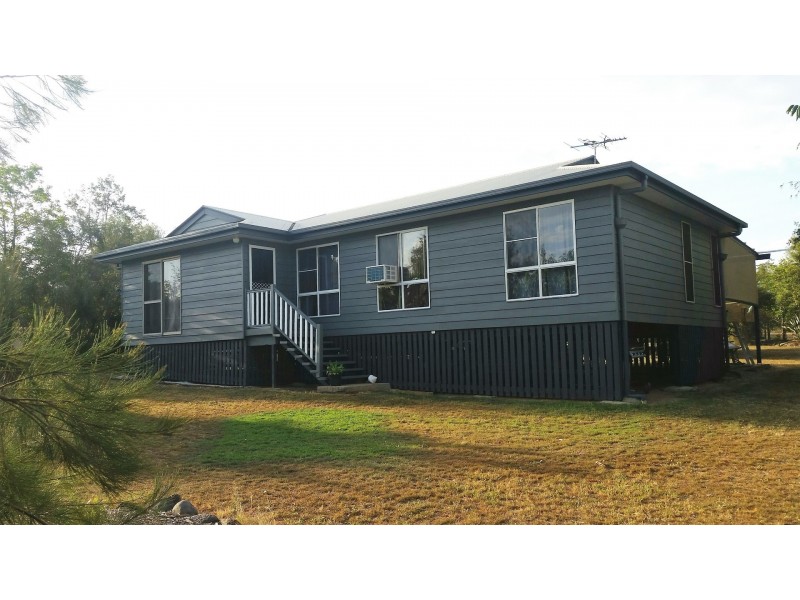 9 Eileen Court, Kensington Grove QLD 4341
