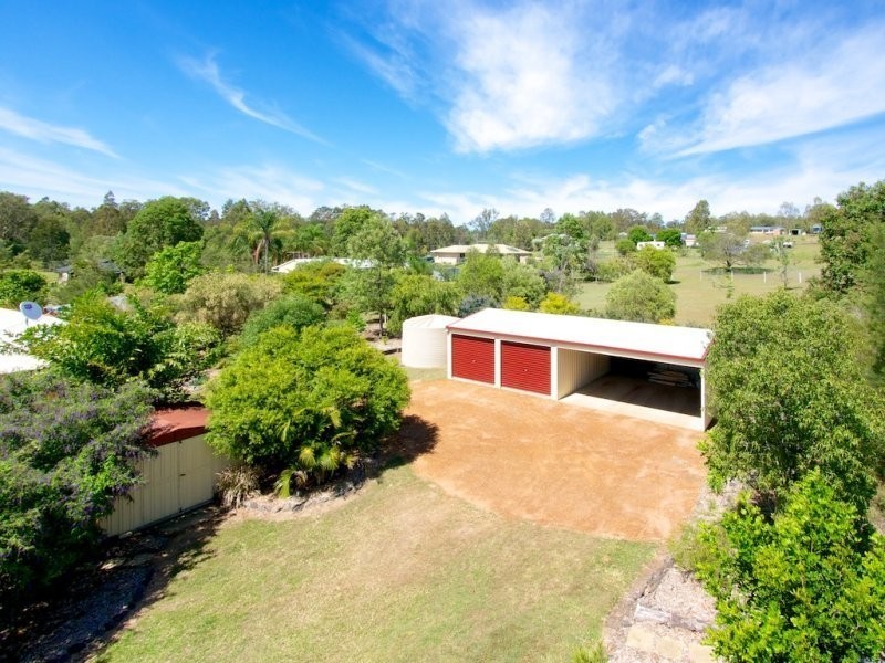 9 Eileen Court, Kensington Grove QLD 4341