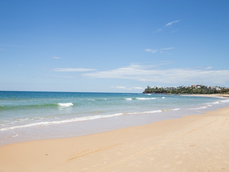2/9 Rooke Street, Dicky Beach QLD 4551