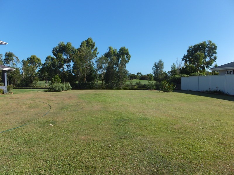 17 Vanillalily Close, Banksia Beach QLD 4507