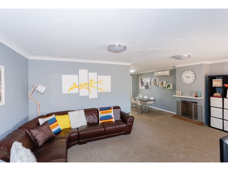 28 Narrawong Street, Rochedale South QLD 4123