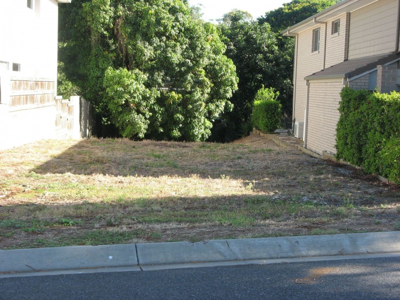 32 TEESDALE STREET, Corinda QLD 4075