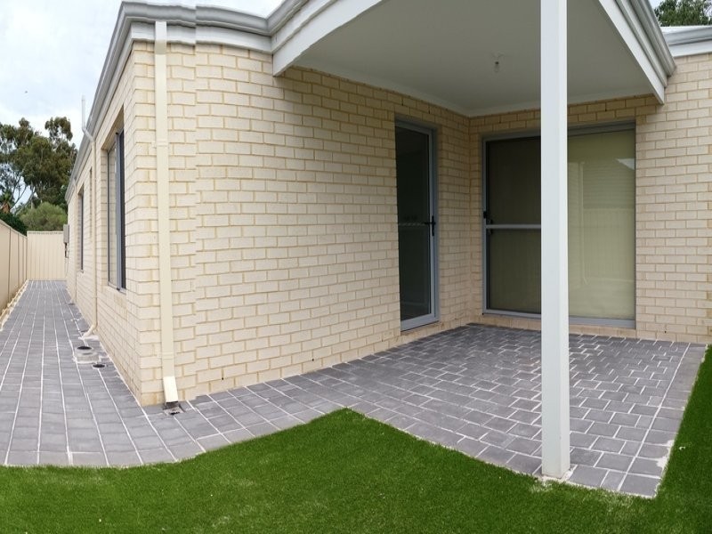 6c Farnham st, Bentley WA 6102