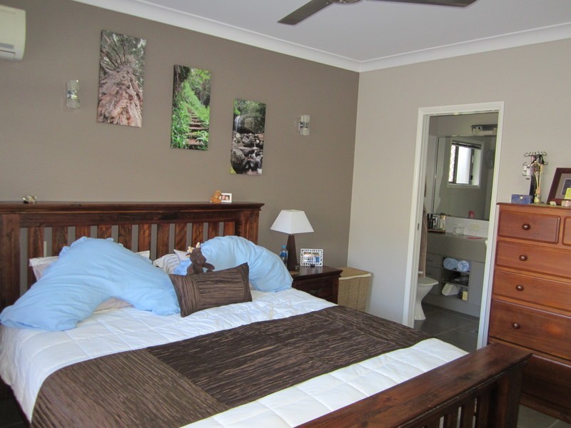 77 Booyong Drive, Mount Sheridan QLD 4868