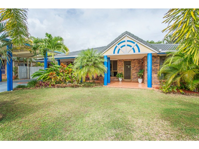 6 ANGLERS PARADE, Blacks Beach QLD 4740