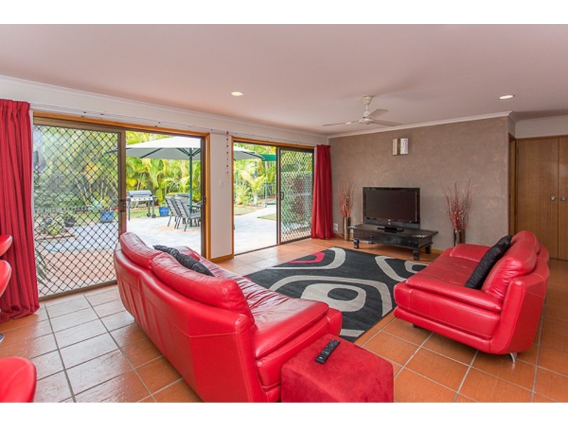 6 ANGLERS PARADE, Blacks Beach QLD 4740