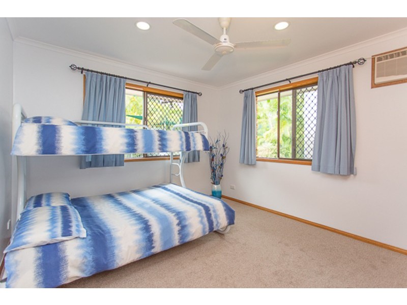 6 ANGLERS PARADE, Blacks Beach QLD 4740