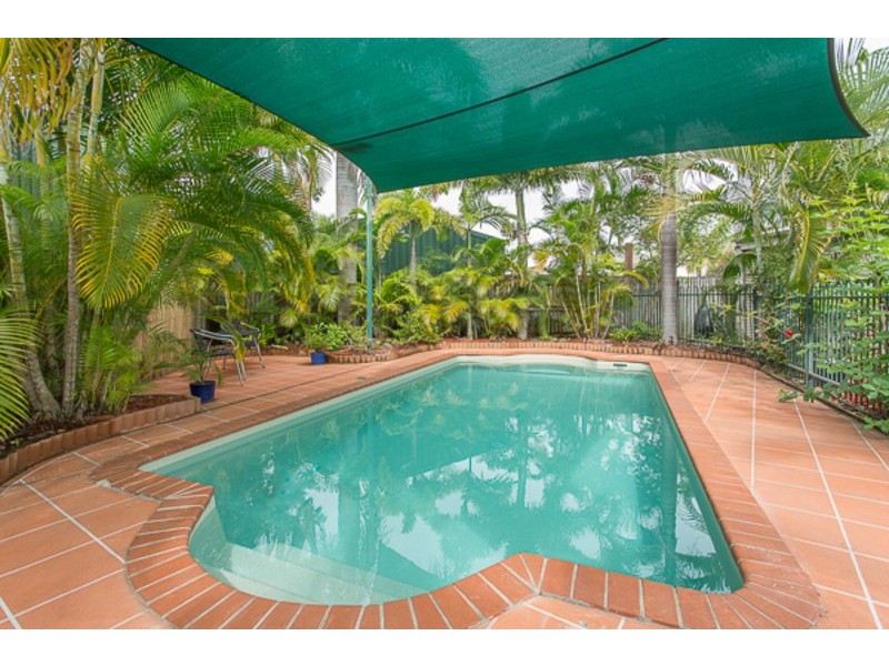 6 ANGLERS PARADE, Blacks Beach QLD 4740