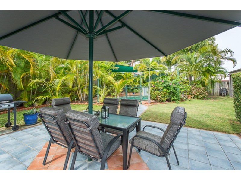 6 ANGLERS PARADE, Blacks Beach QLD 4740