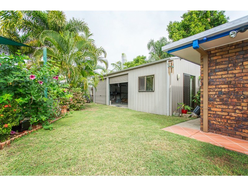 6 ANGLERS PARADE, Blacks Beach QLD 4740
