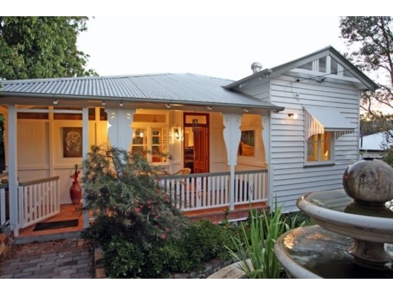 40 Coopers Camp Road, Bardon QLD 4065