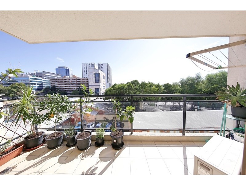 12/32 Hassall St, Parramatta NSW 2150