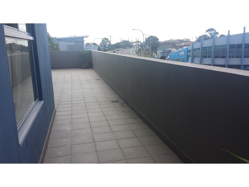 304/215 Pacific Hwy, Charlestown NSW 2290