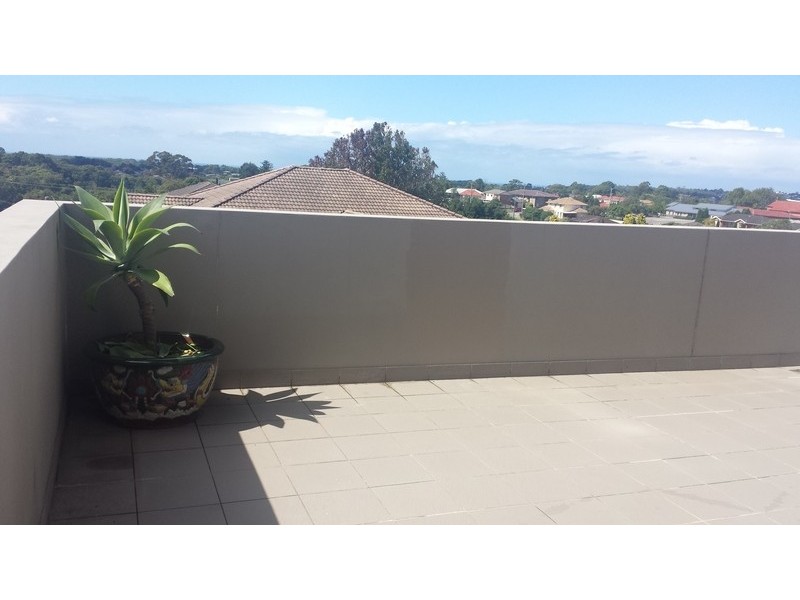 304/215 Pacific Hwy, Charlestown NSW 2290