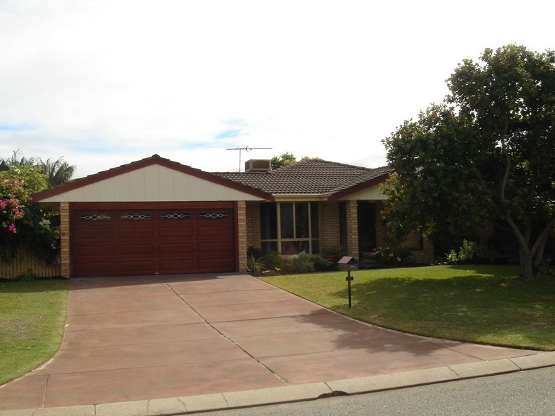 10 Adroit Court, Rockingham WA 6168