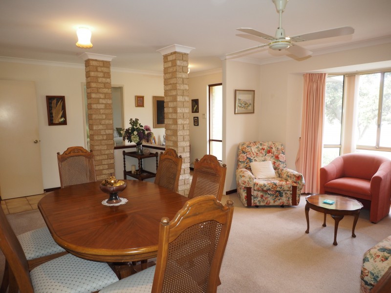 10 Adroit Court, Rockingham WA 6168