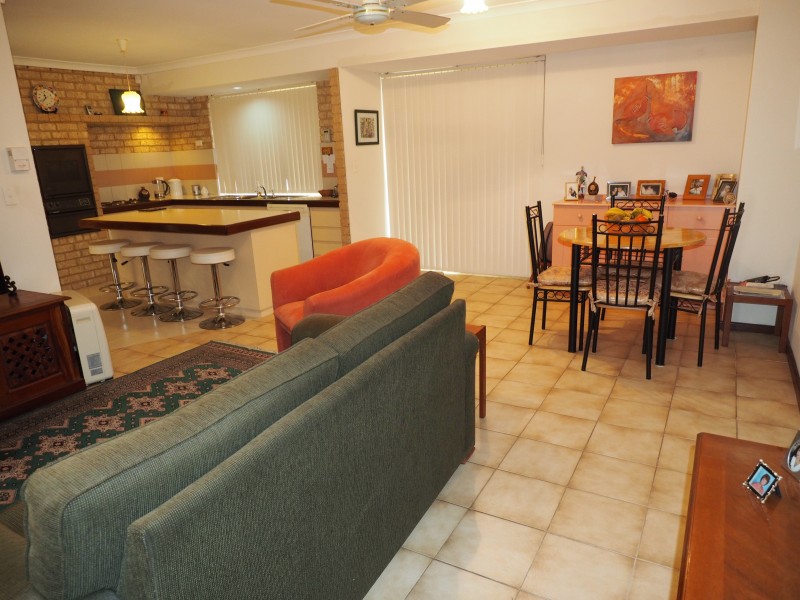 10 Adroit Court, Rockingham WA 6168
