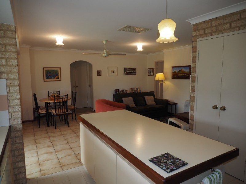 10 Adroit Court, Rockingham WA 6168