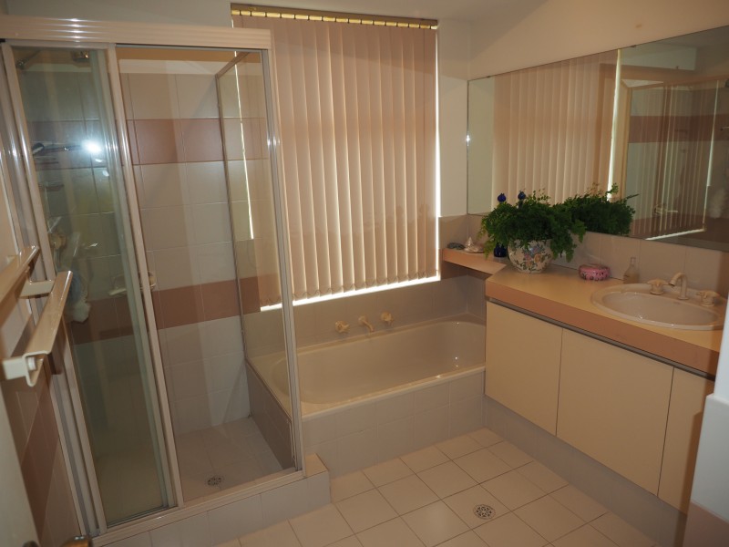 10 Adroit Court, Rockingham WA 6168
