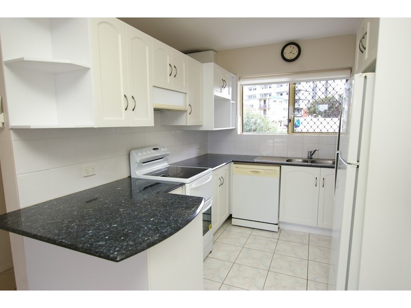 3/18 The Esplanade Bulcock Beach, Caloundra QLD 4551