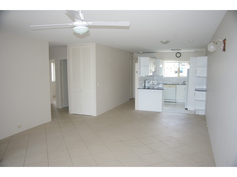 3/18 The Esplanade Bulcock Beach, Caloundra QLD 4551