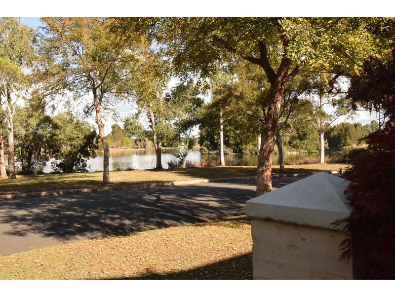 31 Royal George Drive, Harrington Park NSW 2567