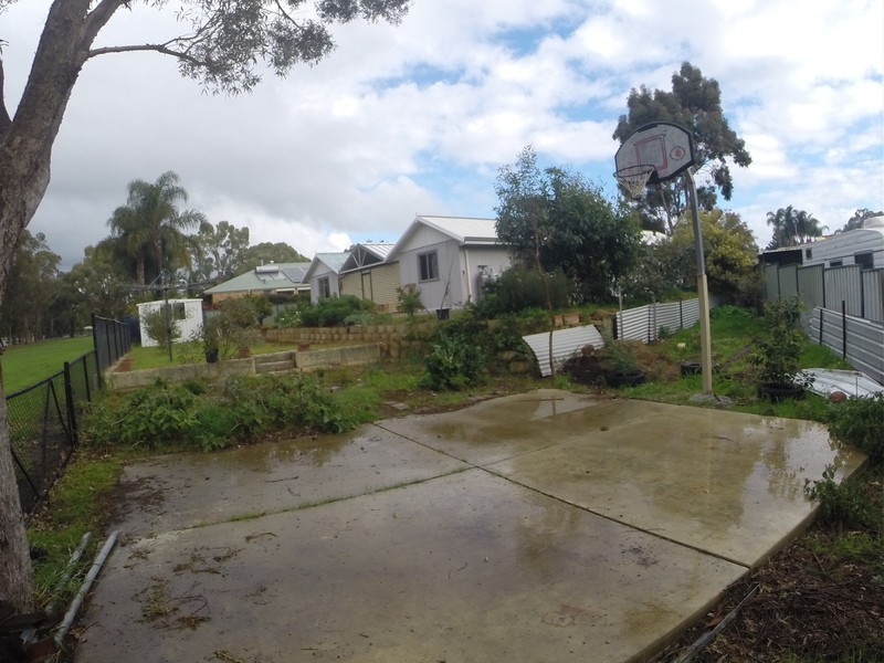 22 Wendowie Place, Serpentine WA 6125