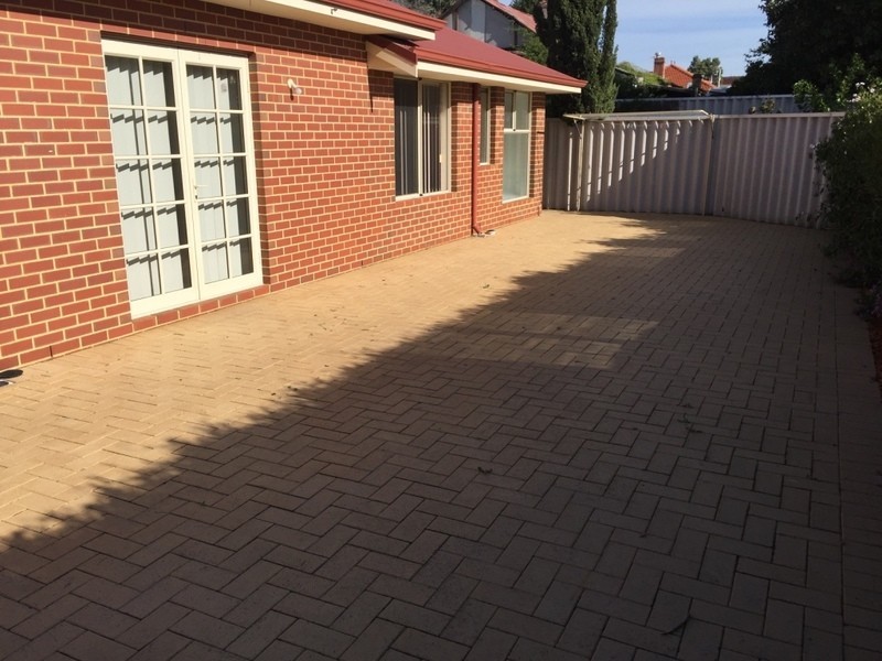 4 Staines St, Lathlain WA 6100