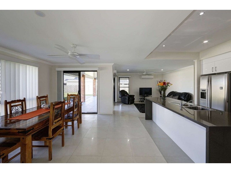 22 Palermo, Ashfield QLD 4670