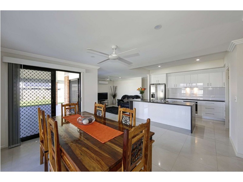 22 Palermo, Ashfield QLD 4670
