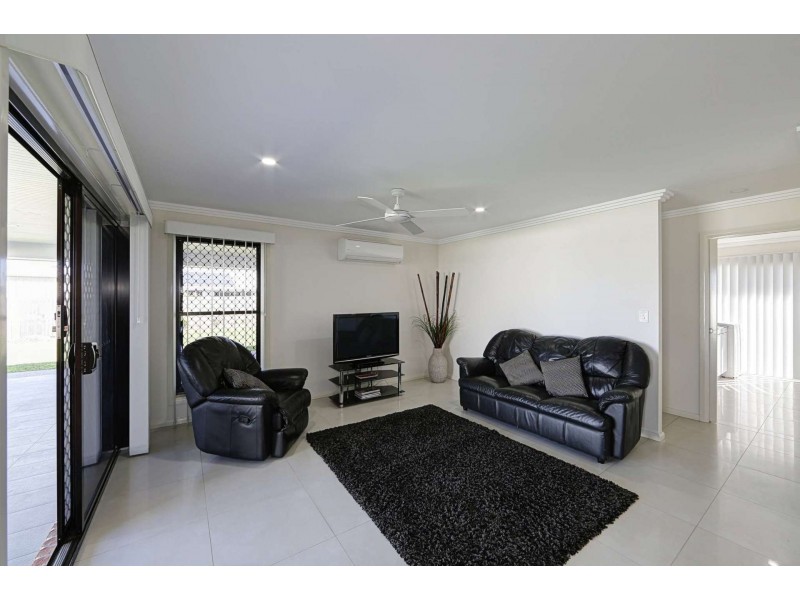 22 Palermo, Ashfield QLD 4670