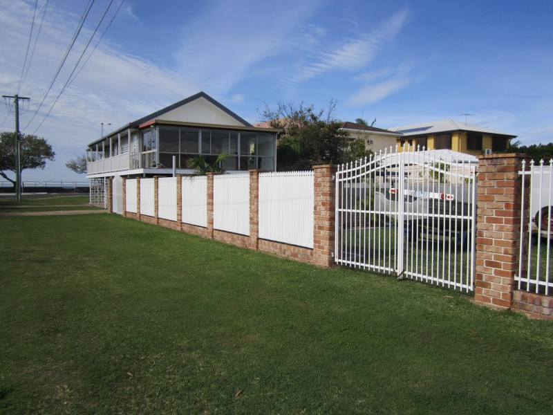 542  flinders parade, Brighton QLD 4017