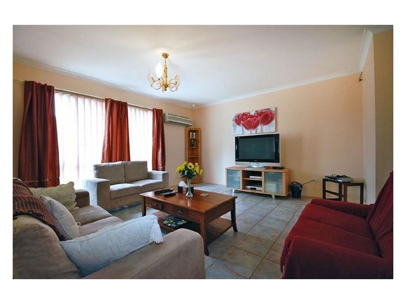 7 Ulcombe Street Marangaroo, Marangaroo WA 6064