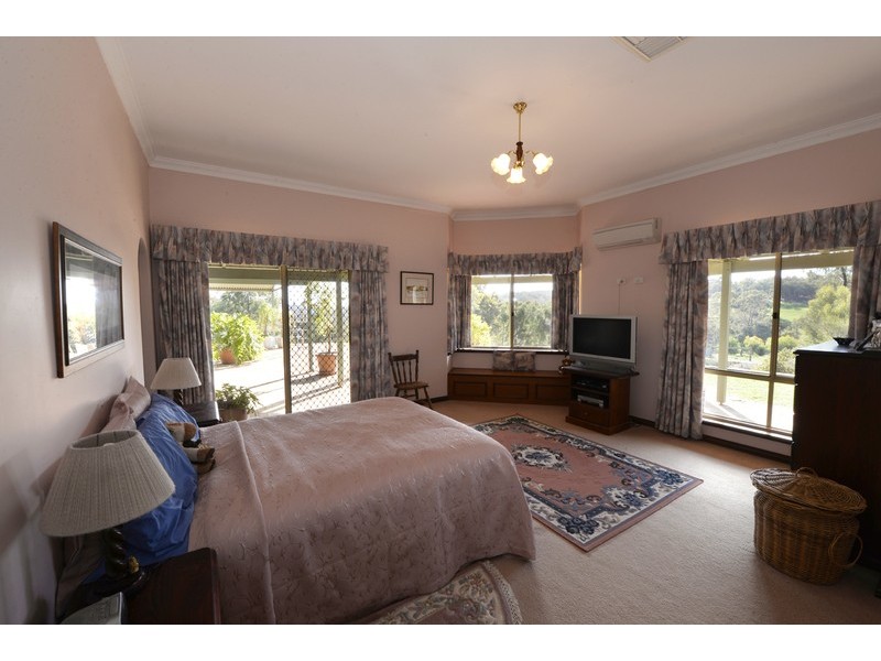 691 Reen Road, Gidgegannup WA 6083