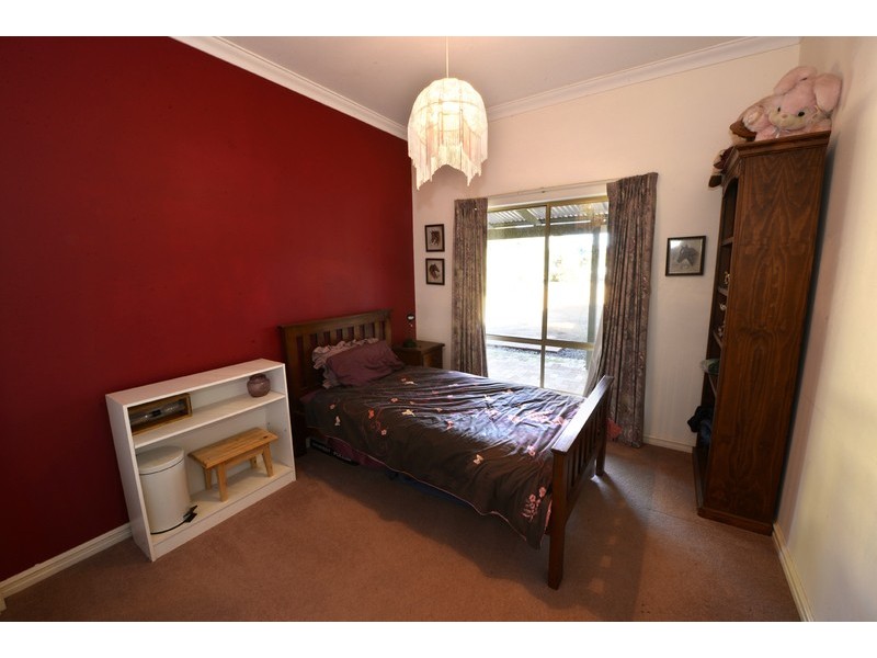 691 Reen Road, Gidgegannup WA 6083