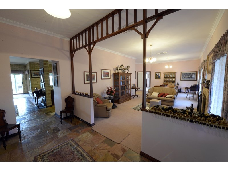 691 Reen Road, Gidgegannup WA 6083