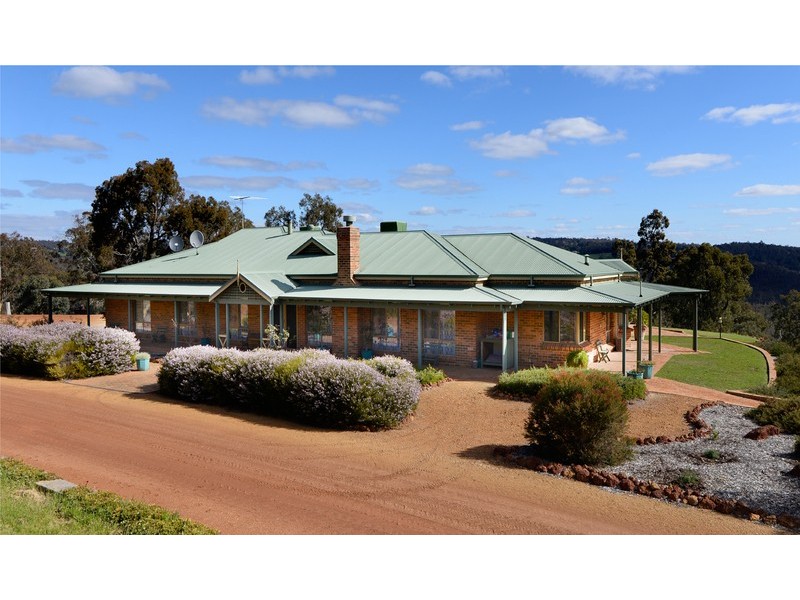 691 Reen Road, Gidgegannup WA 6083