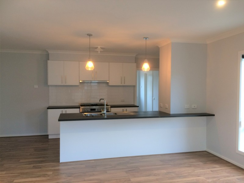 Unit 2/57 A Honeysuckle Street, Bendigo VIC 3550