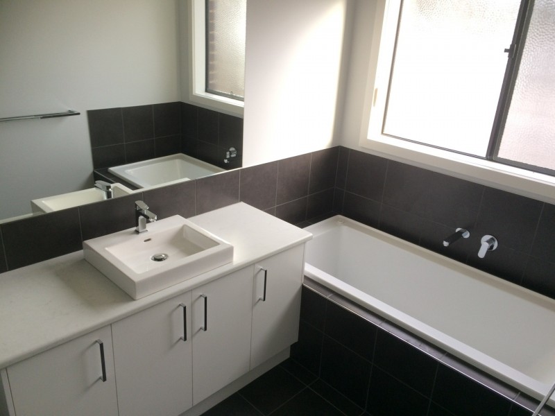 Unit 2/57 A Honeysuckle Street, Bendigo VIC 3550